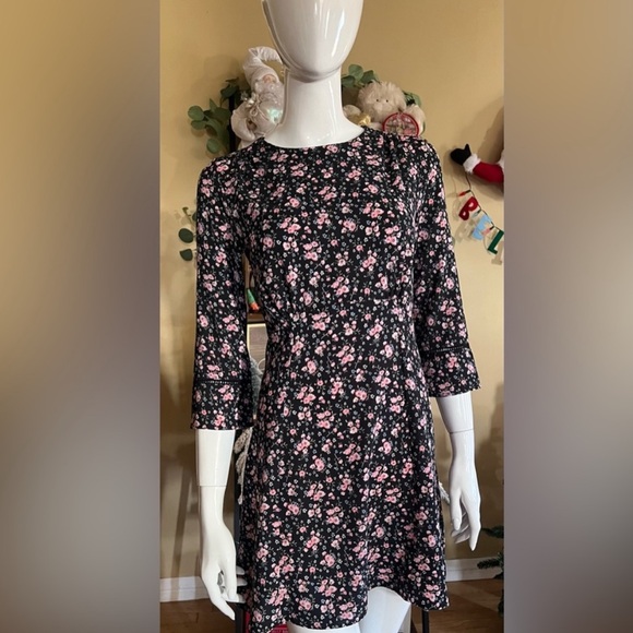 H&M Divided Floral Quarter Sleeve Mini Dress Size 4 💖 - Picture 2 of 12